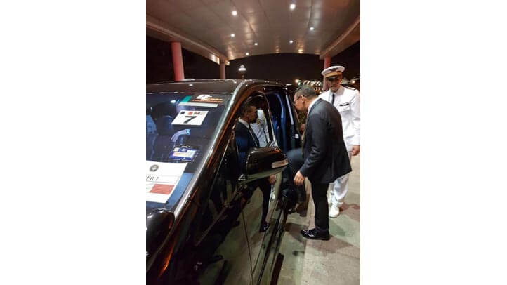 François Hollande Slide 07